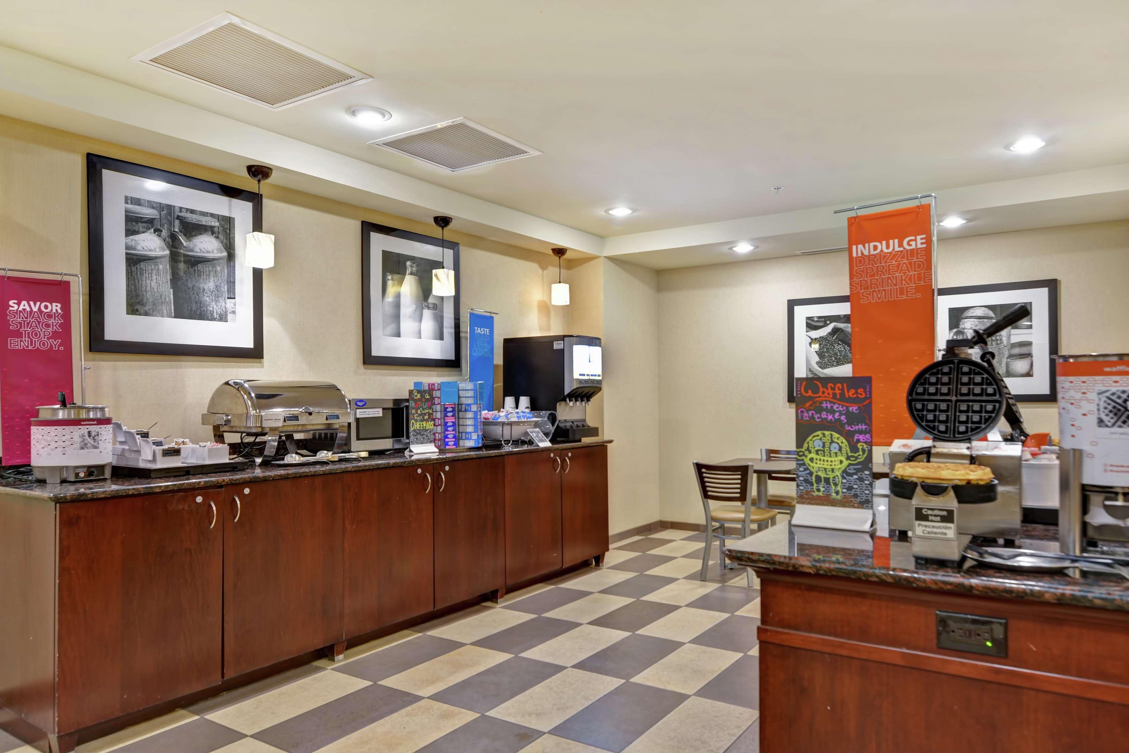 Hampton Inn And Suites Peoria At Grand Prairie Buitenkant foto